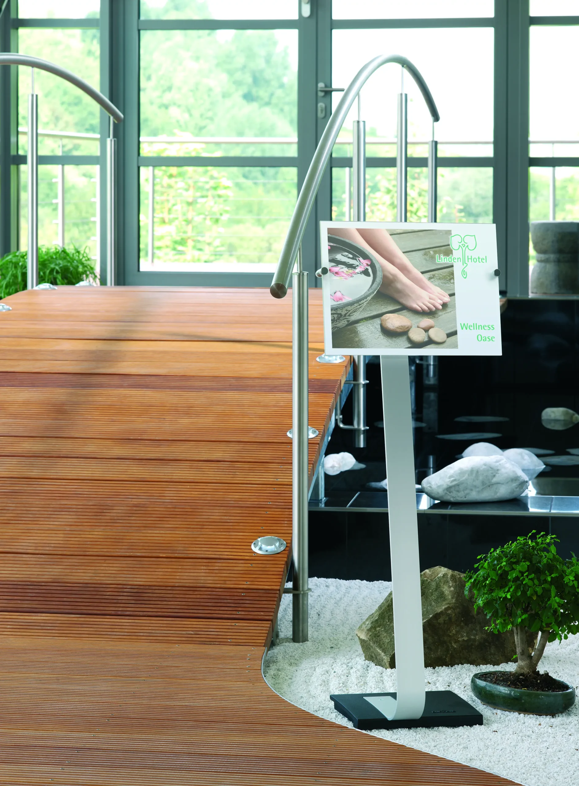 Floor infostand CRYSTAL SIGN® STAND A3